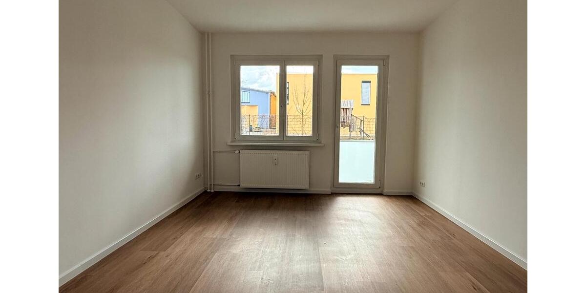 Hochparterre Potsdam Krampnitz - 4 Zimmer, 77 m&sup2;, 955&euro; | Angebot:26253247