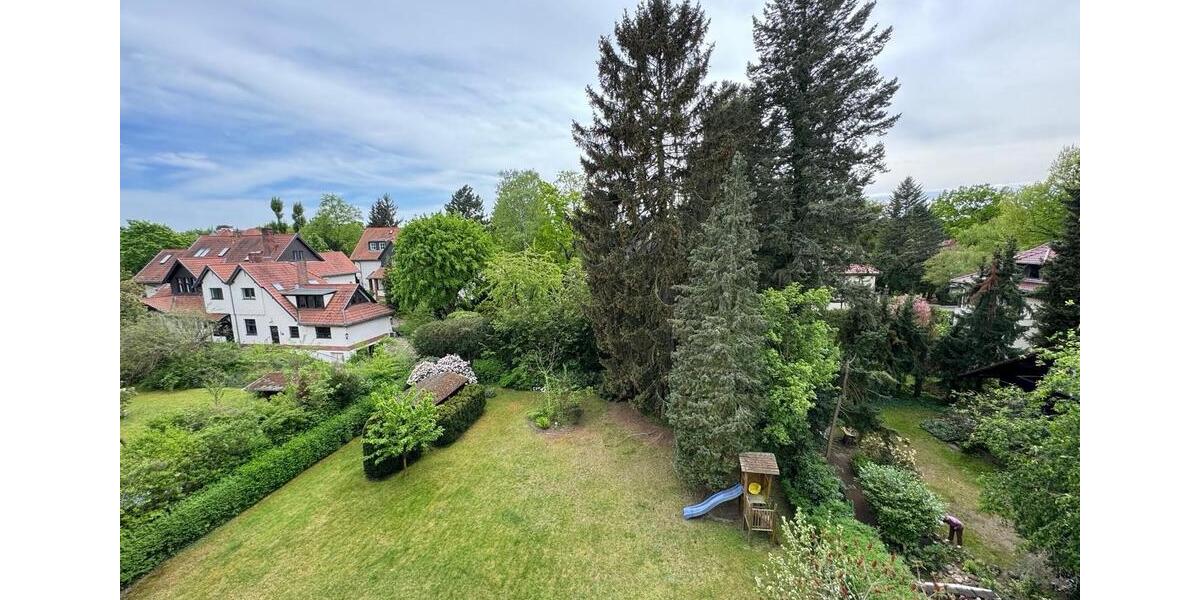 Exklusive Dachgeschoss-Traumwohnung 3 zimmer