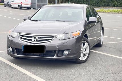 Honda Accord 371.000 km 5.800 € berlin 13051