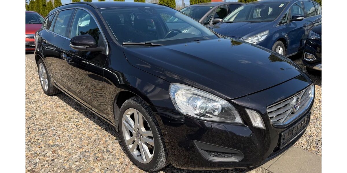 Volvo V60 199.999 km 6.590 &euro; Potsdam Mittelmark / Beelitz 14547
