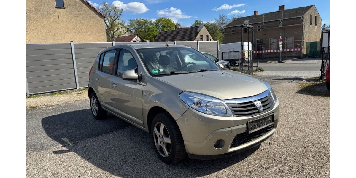 Dacia Sandero 146.000 km 1.699 &euro; Teltow 14513