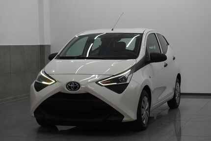 Toyota Aygo (X) 99.127 km 4.900 &euro; Seddiner See OT Neuseddin 14554
