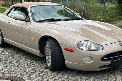 Jaguar XK8 149.000 km 17.800 € Berlin 13581