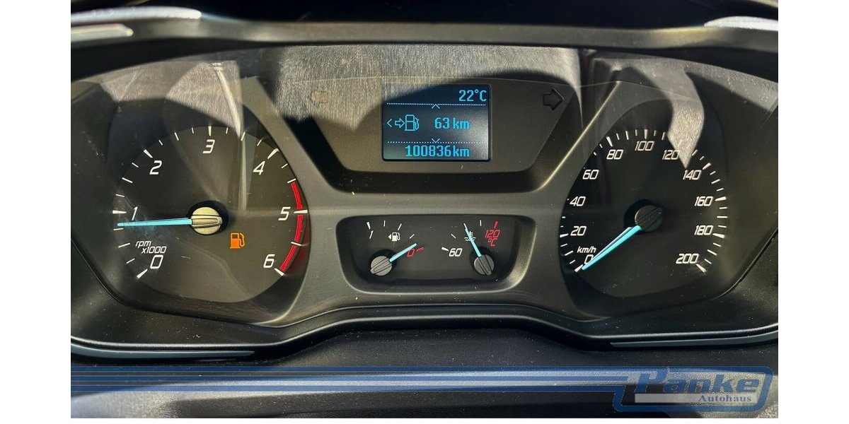 Ford Tourneo Custom 300 L1 Titanium*8Sitz*AHK*SHZ*NAV 100.000 km 18.990 &euro; Berlin 13187