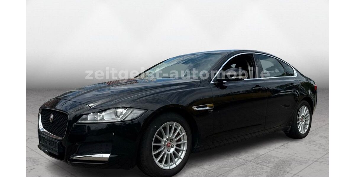 Jaguar XF 124.800 km 14.985 € Potsdam 14480