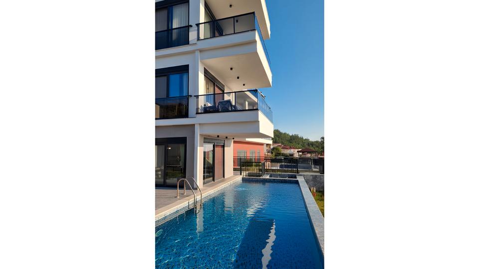 Villa Berlin Mitte - 5 Zimmer, 285 m&sup2;, 672.000&euro; | Angebot:26579887