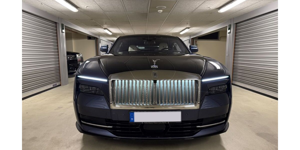 Rolls Royce Spectre 4.022 km 399.000 € Berlin 10785