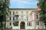 Gepflegte Büroeinheit in denkmalgeschütztem Altbau in erstklassiger Lage