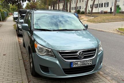 VW Routan 256.400 km 2.700 &euro; Stahnsdorf 14532