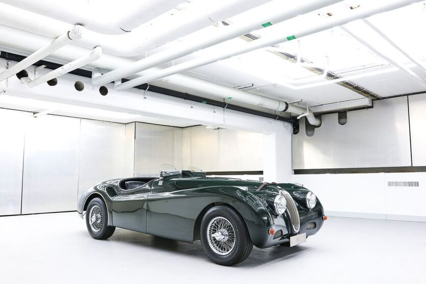 Jaguar XK 2.000 km 99.900 € Berlin 10625