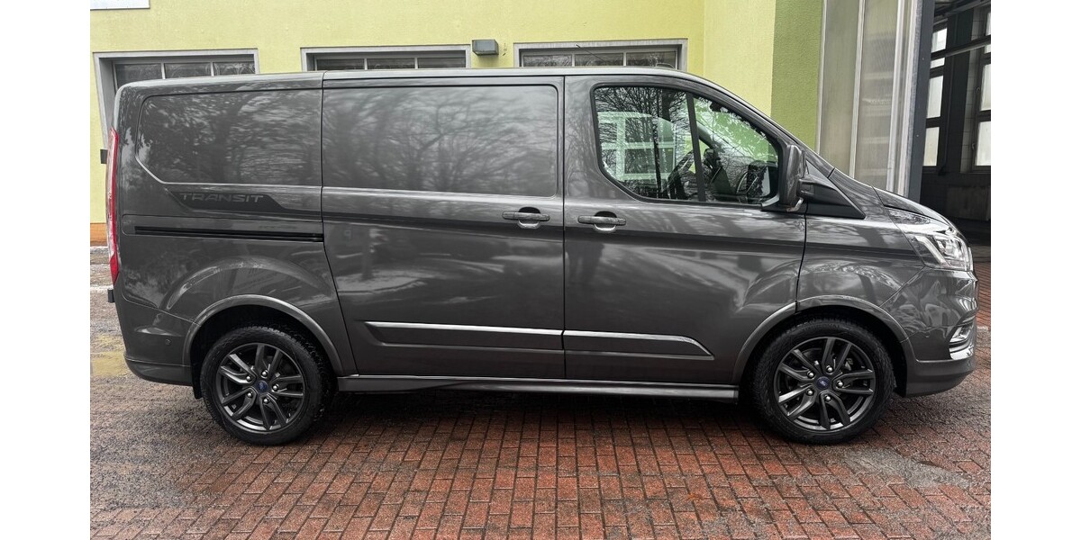 Ford Transit Custom Bus 157.651 km 22.990 &euro; Berlin 10178