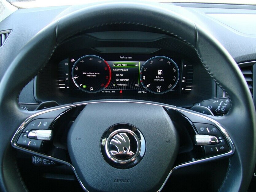 Skoda Karoq 2.0TDI Style 4x4 ACC Columbus Leder AHK 52.678 km 31.890 € Falkensee 14612