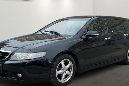 Honda Accord 275.213 km 2.699 € Berlin 12681