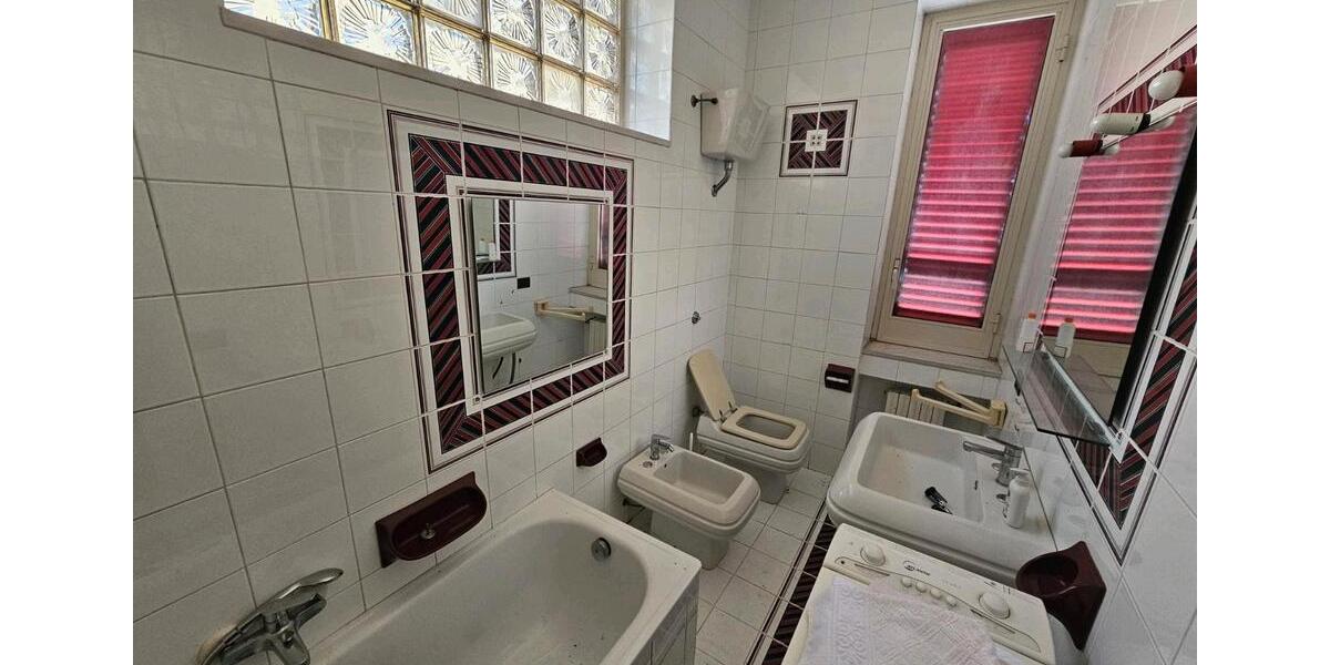 Einfamilienhaus Berlin Friedrichshain-Kreuzberg - 4 Zimmer, 150 m&sup2;, 90.000&euro; | Angebot:27254535