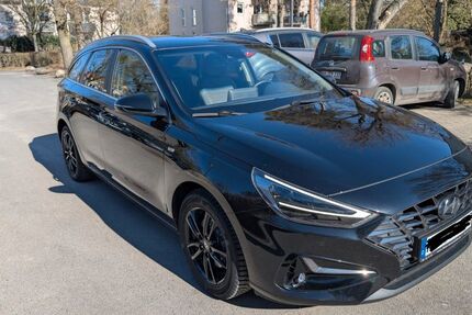Hyundai i30 66.000 km 17.500 &euro; Brieselang 14656