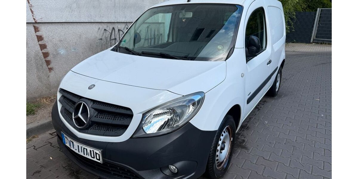Mercedes-Benz Citan 73.330 km 8.990 &euro; Berlin 13581