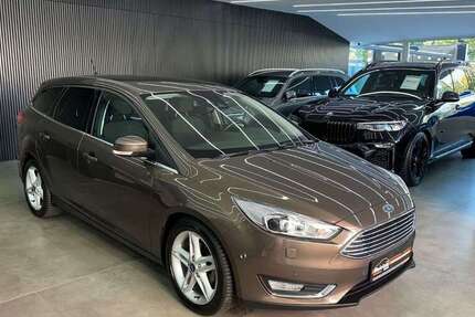 Ford Focus 60.830 km 10.950 € Berlin 12357