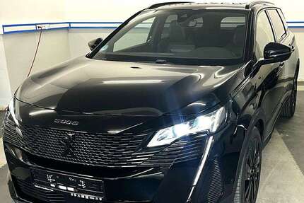 Peugeot 5008 18.238 km 30.900 € Berlin 12487