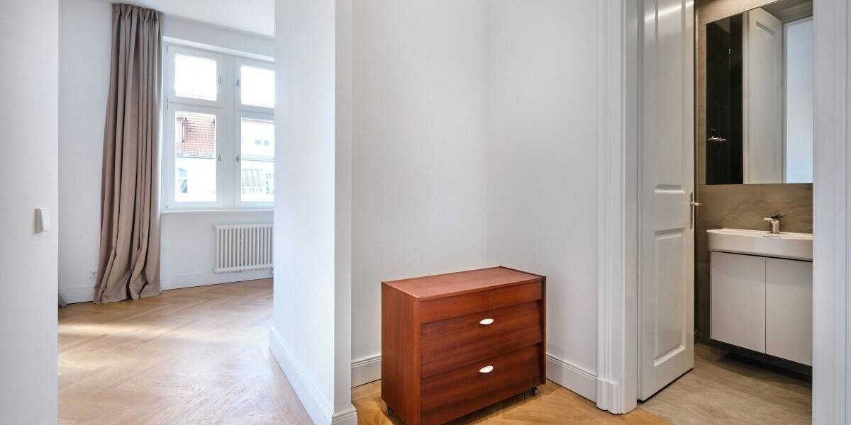 Etagenwohnung Berlin Charlottenburg - 5 Zimmer, 204 m&sup2;, 2.450.000&euro; | Angebot:26362532