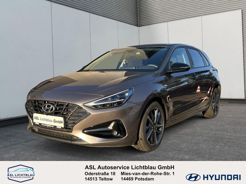 Hyundai i30 32.461 km 18.490 € Potsdam 14469
