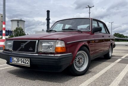 Volvo 240 239.000 km 6.950 &euro; Berlin 12249