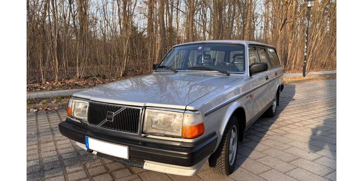 Volvo 240 250.000 km 18.900 &euro; Berlin 10999