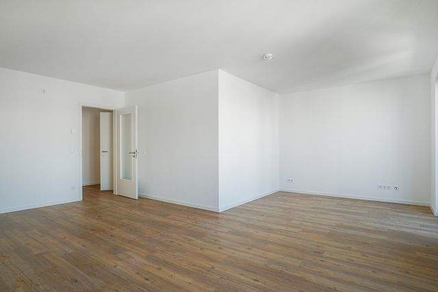 Etagenwohnung Berlin Siemensstadt - 4 Zimmer, 109 m&sup2;, 1.740&euro; | Angebot:25250482