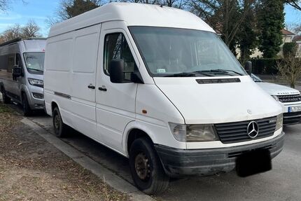 Mercedes-Benz Sprinter 421.000 km 4.500 &euro; Berlin 12103
