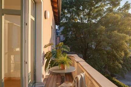 Schöne modernisierte Altbauwohnung in der Jägervorstadt 3 zimmer