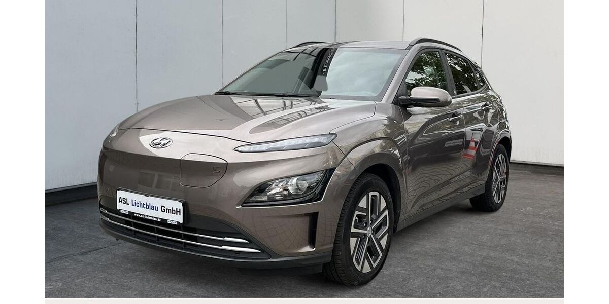 Hyundai KONA 14.596 km 17.990 &euro; Potsdam 14469