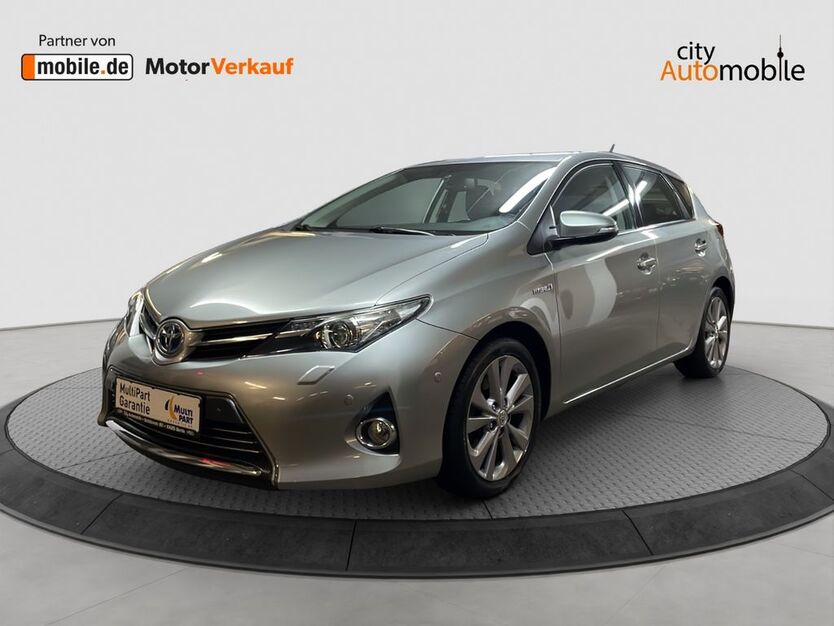 Toyota Auris 107.000 km 11.900 € Berlin 10625