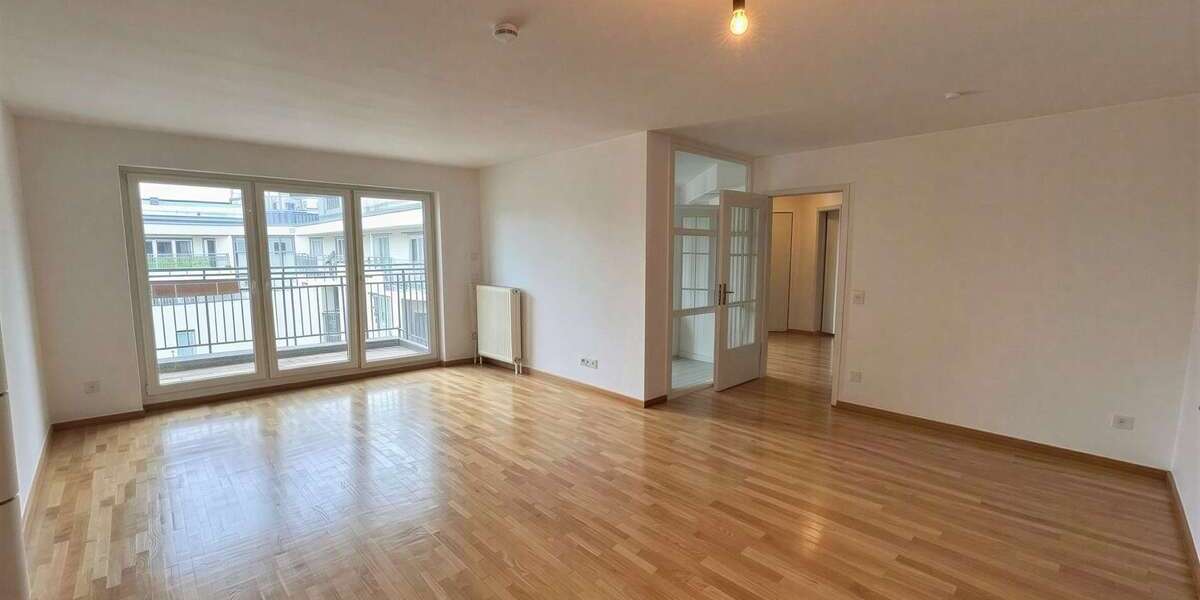 Etagenwohnung Berlin Mitte - 3 Zimmer, 114 m&sup2;, 2.019&euro; | Angebot:27131326