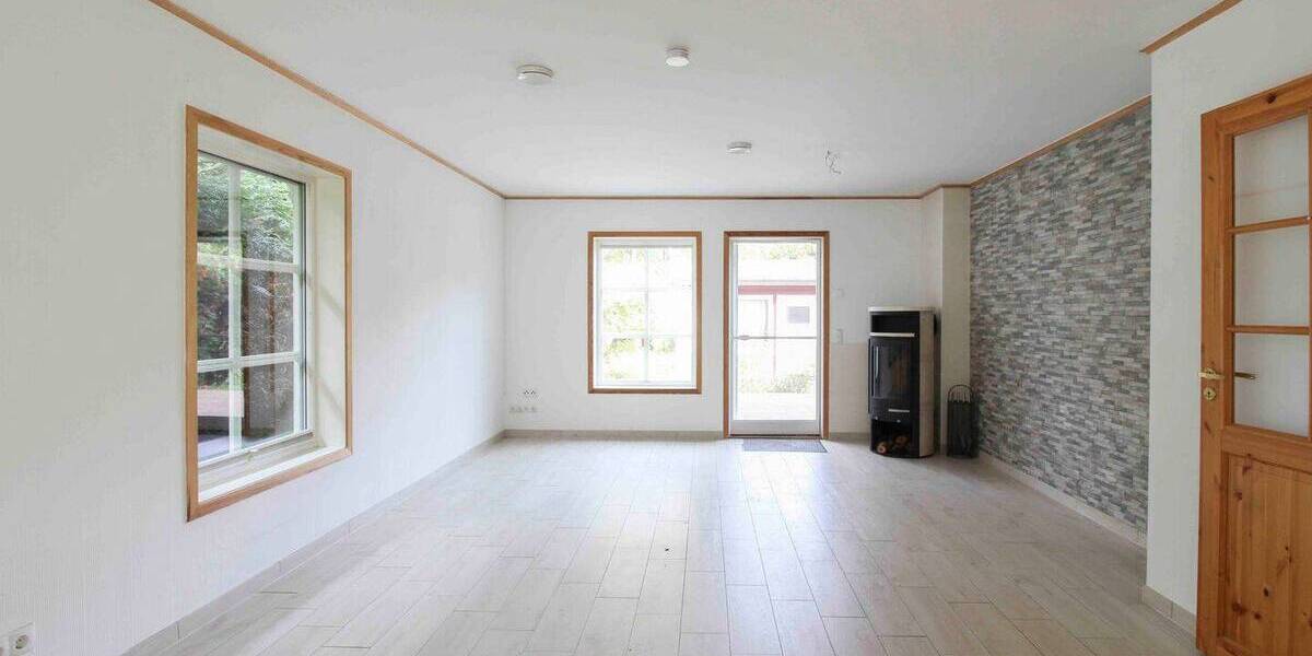 Einfamilienhaus Stahnsdorf Güterfelde - 5 Zimmer, 137 m&sup2;, 675.000&euro; | Angebot:26128311