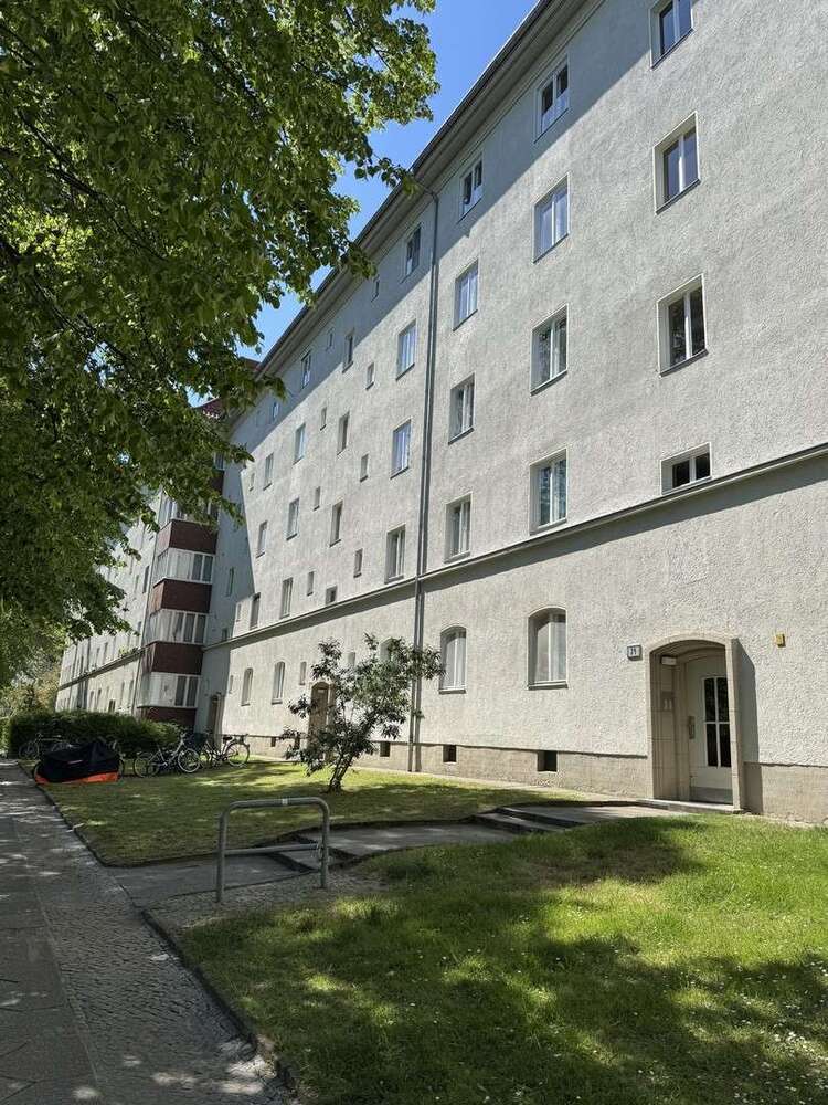Wohnung zum Kaufen in Berlin 229.000 € 77.01 m²