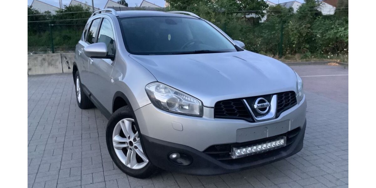 Nissan Qashqai 189.000 km 8.490 &euro; Berlin 12247