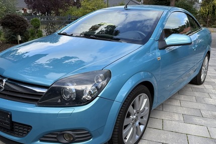 Opel Astra H Twin Top Endless Summer Leder AHK Keyles 77.767 km 5.900 &euro; Berlin 10247
