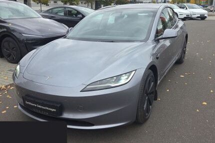 Tesla Model 3 17.965 km 36.800 € Teltow 14513
