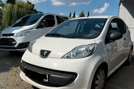 Peugeot 107 115.360 km 1.999 &euro; Berlin 12351