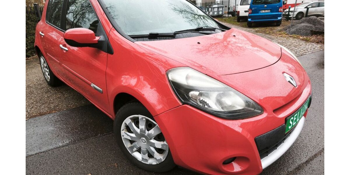 Renault Clio 163.000 km 2.990 &euro; Berlin - Schöneberg 10781