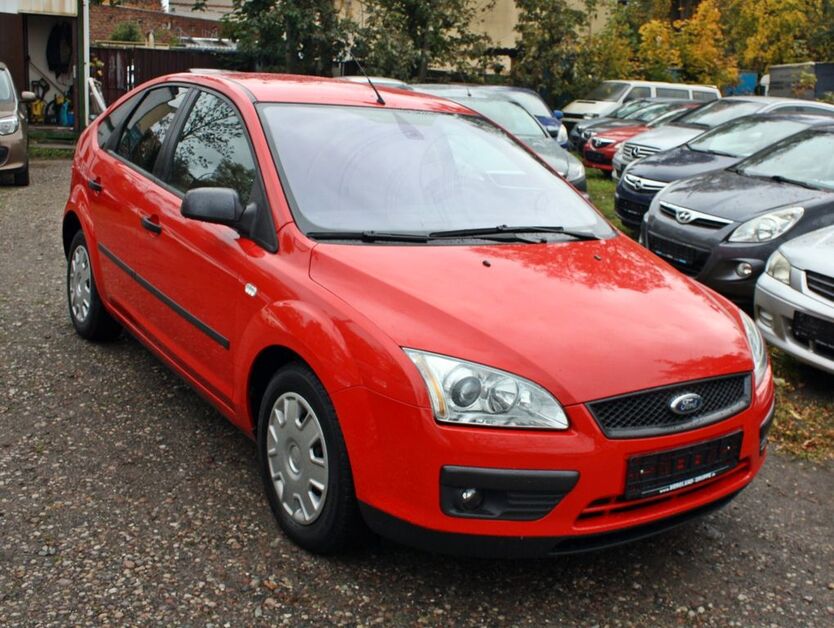 Ford Focus 176.300 km 1.999 € Berlin 13057
