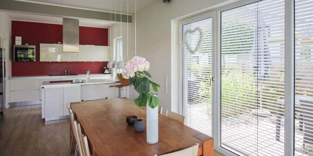 Repräsentatives Einfamilienhaus in exklusiver Lage von Potsdam-Bornstedt 5 zimmer