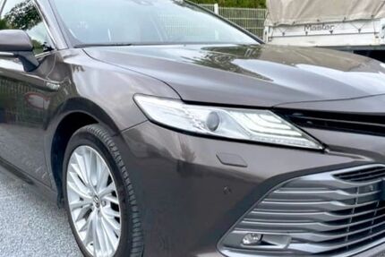Toyota Camry 180.000 km 19.000 &euro; Potsdam 14480