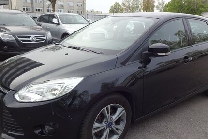 Ford Focus 63.000 km 6.700 &euro; Berlin 12249