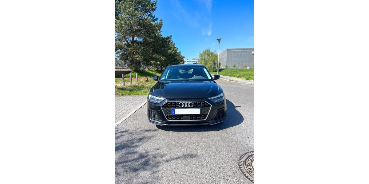 Audi A1 61.591 km 17.300 &euro; Berlin 12159