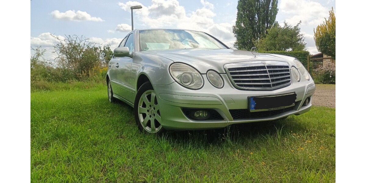 Mercedes-Benz E 200 223.000 km 5.300 € Brieselang 14656