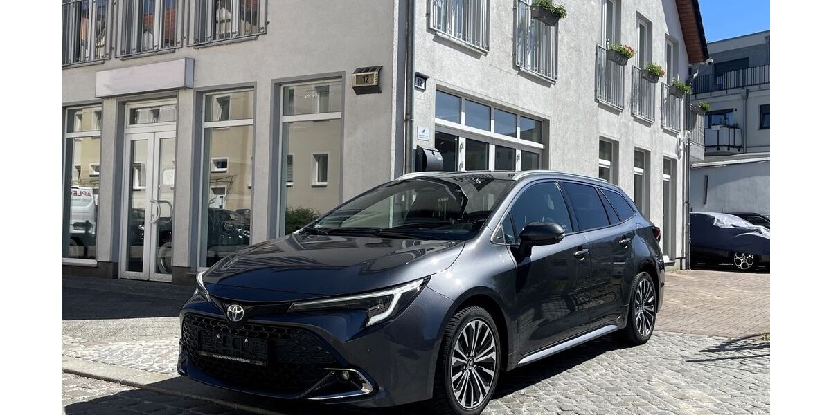 Toyota Corolla 66.480 km 28.880 &euro; Teltow 14513