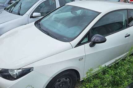 Seat Ibiza 222.222 km 2.999 &euro; Berlin 12439