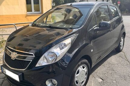 Chevrolet Spark 81.500 km 2.700 € Berlin 12051