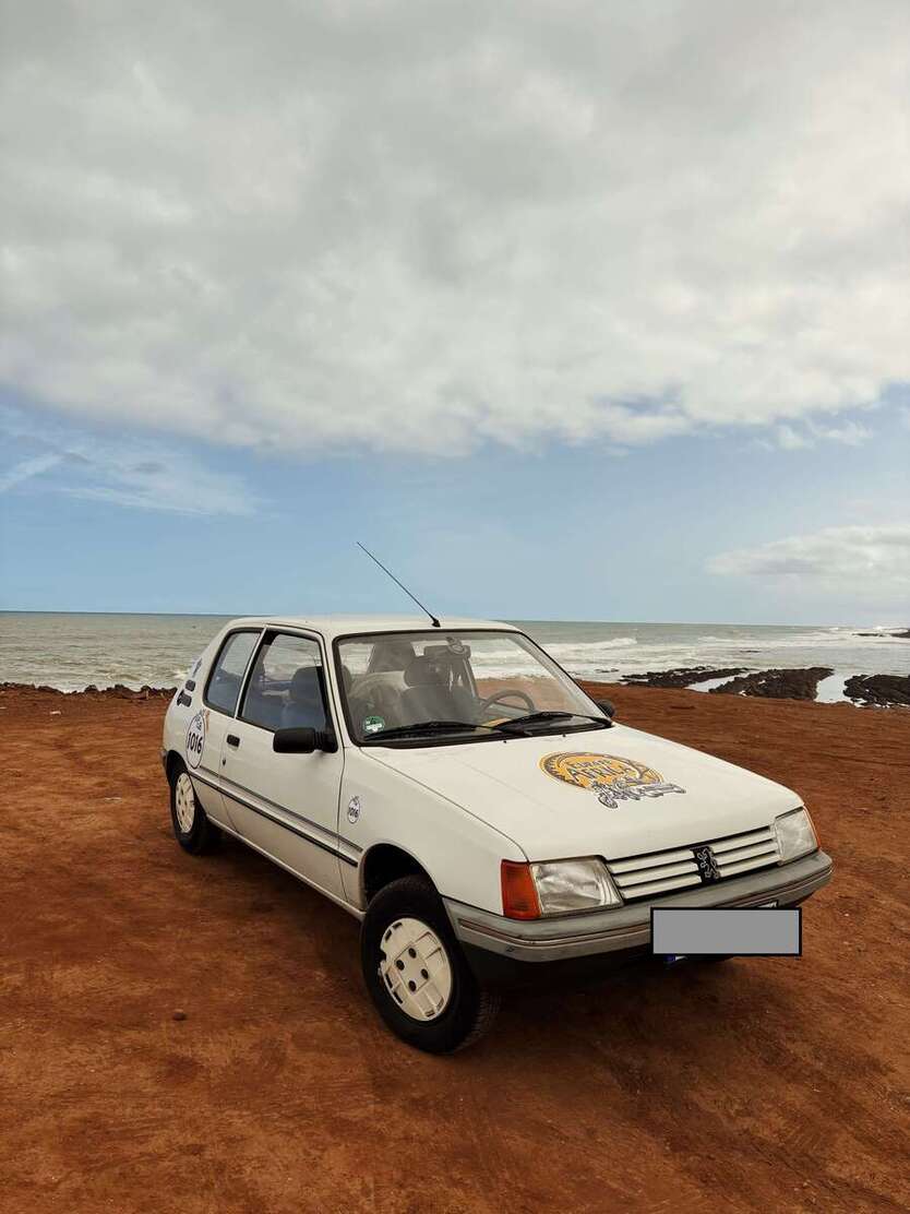 Peugeot 205 98.800 km 3.700 € Berlin 12045
