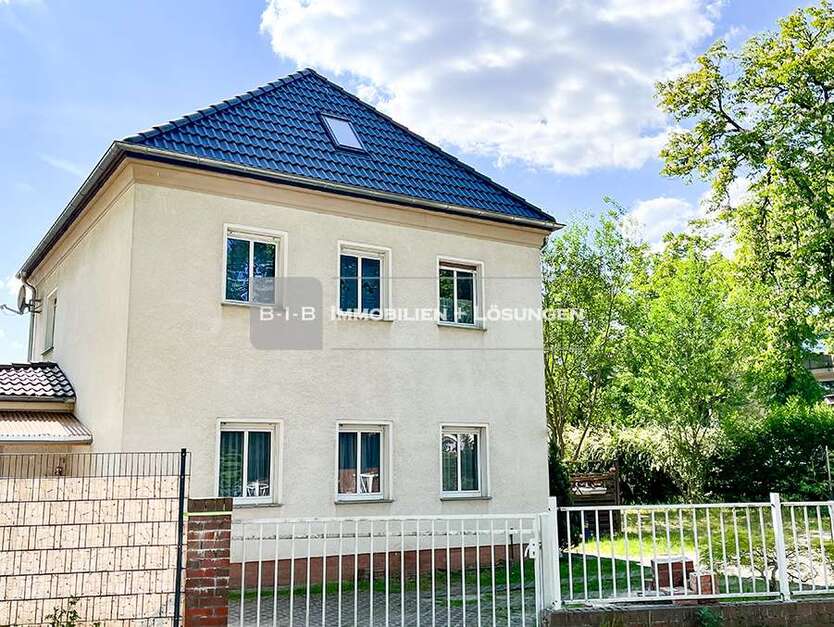 Haus zum Kaufen in Berlin Bohnsdorf 495.000 € 145 m²